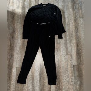 Victoria's Secret Black Long-Sleeve pajama set small petite